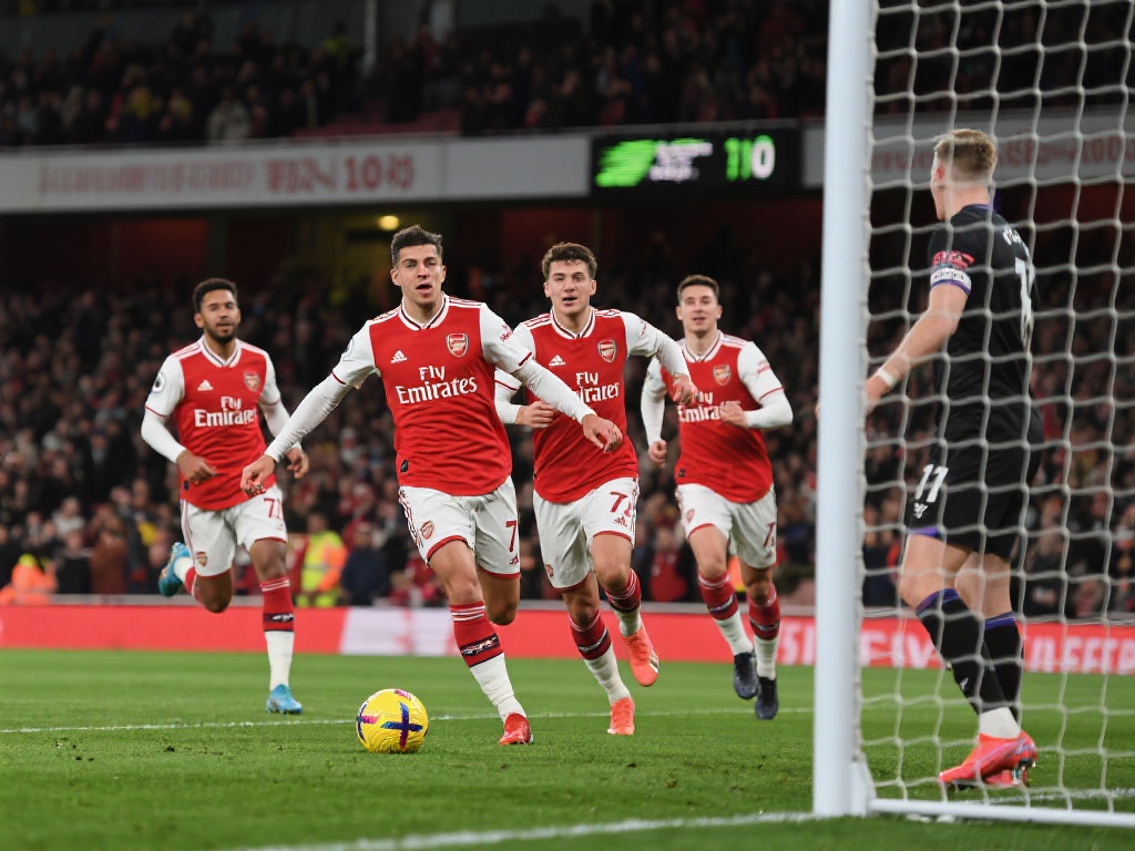 滕哈赫离任后谁主曼联？齐达内与孔蒂成热门候选